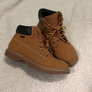 trail guide boots